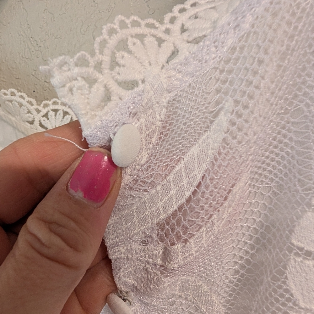 Mauve Pineapple Sleeveless Top 12 White Lace Scalloped Boho Cottagecore Layering - Picture 10 of 16